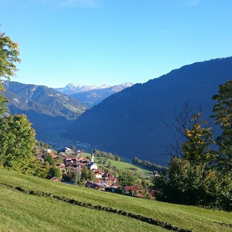 Gaestehaus Alpina In Fanas Exterior photo